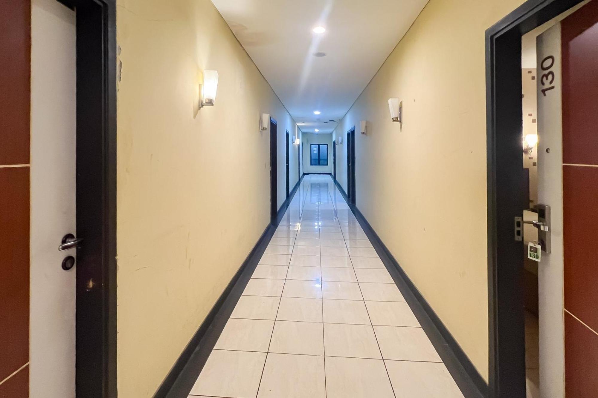 Urbanview Trisula Hotel Makassar Kültér fotó