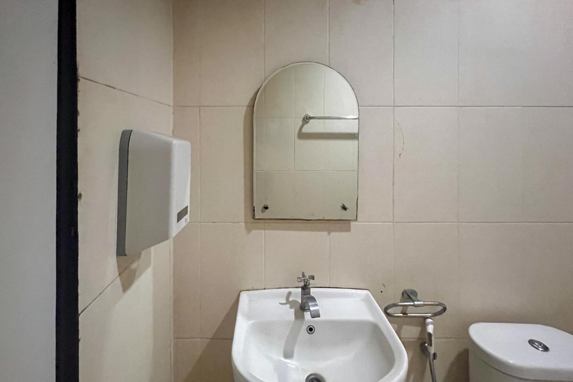 Urbanview Trisula Hotel Makassar Kültér fotó