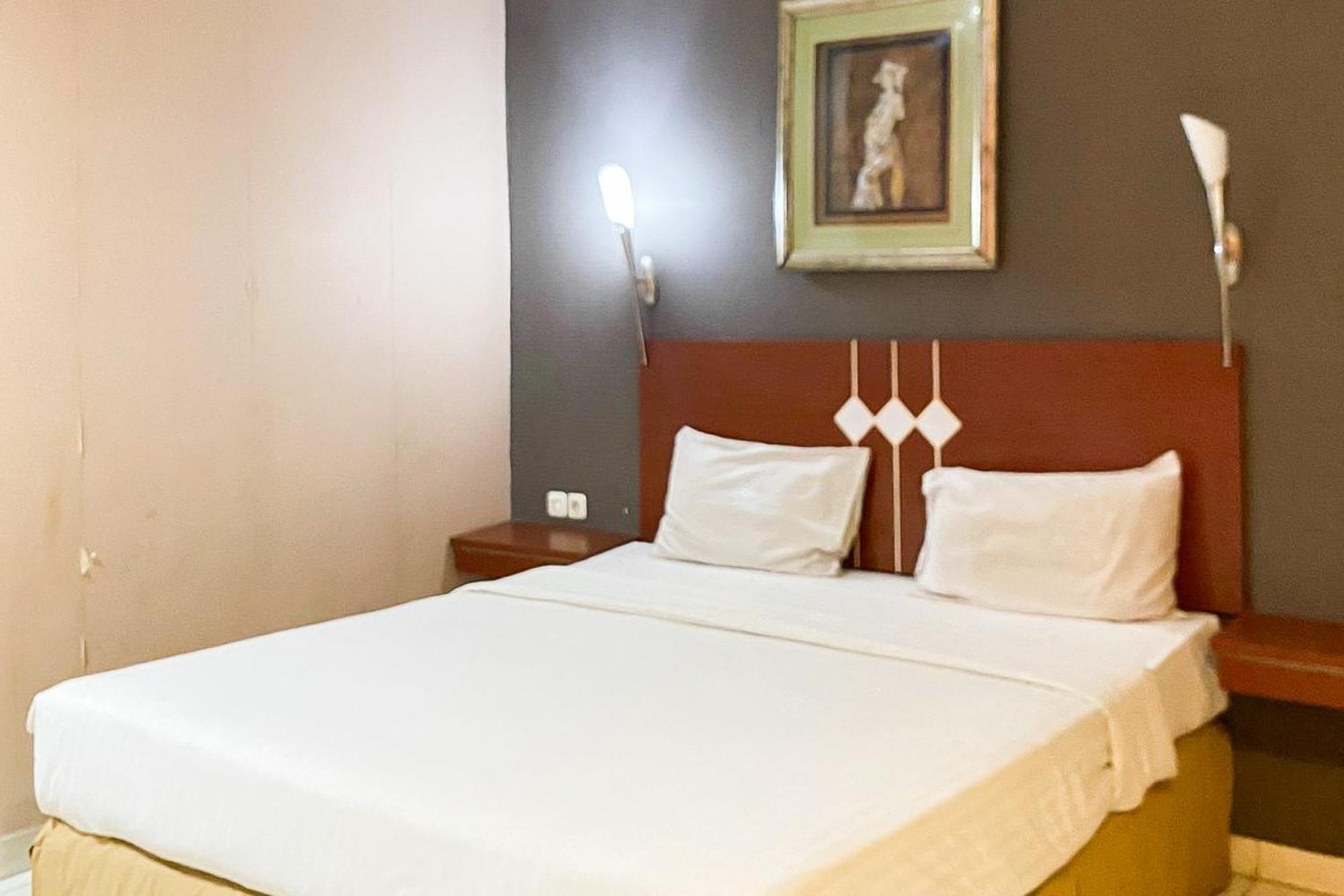 Urbanview Trisula Hotel Makassar Kültér fotó